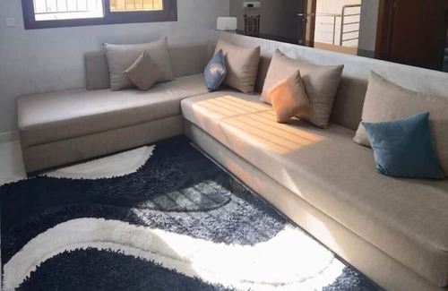 Bni Makada Apartment | Charming 1Bedroom Apartment with 2 Living Rooms Near Train Station & City Center
