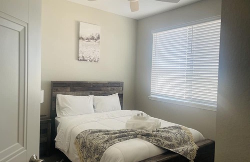 Northfield House | Brand New Luxury Rooftop In Stapleton/Centralpark