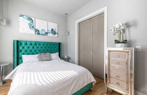 Haynes Area House | Downtown Home w/ New Rooftop Patio + Heaters