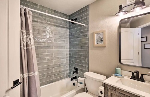 Frisco Condo | Frisco retreat steps to the lake and bike path, close to everything!