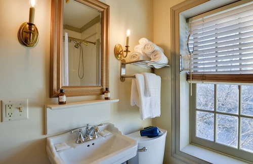 Sackets Harbor Apartment | Sackets Harbor Apartment, Walk to Lake Ontario!