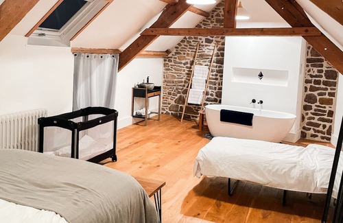 Gavray House | La Maison Gavraise