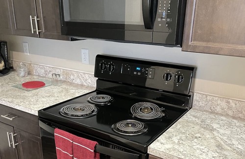 Marysville Apartment | Furnished Corporate Rental! Super Sweet Deal!