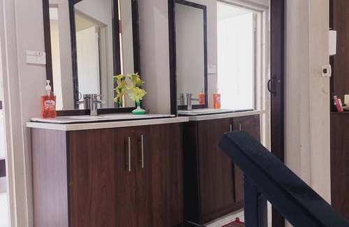 Nadi Apartment | Two Bedroom Deluxe Apartment (Airport Area)
