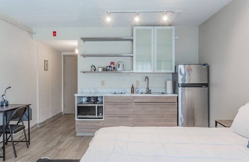 Downtown Chattanooga Apartment | This apartment is a 1 bedroom(s), 1 bathrooms, located in Chattanooga, TN.
