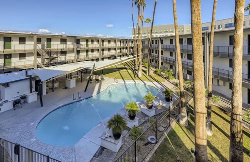 Tempe Apartment | This apartment is a 2 bedroom(s), 2 bathrooms, located in Tempe, AZ.