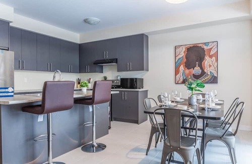Caledonia House | Be the first to stay in our brand new house, minutes away from Hamilton International Airport