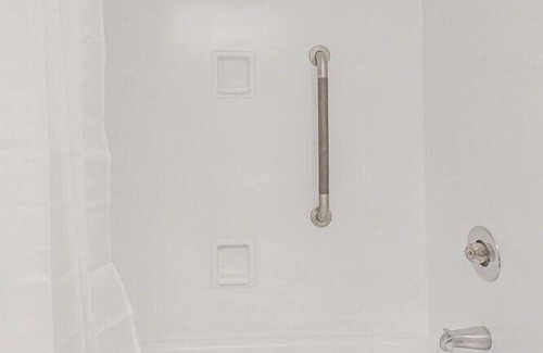 Downtown Chattanooga Apartment | This apartment is a 1 bedroom(s), 1 bathrooms, located in Chattanooga, TN.