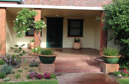 Armidale House | Coolamon on Marsh Armidale