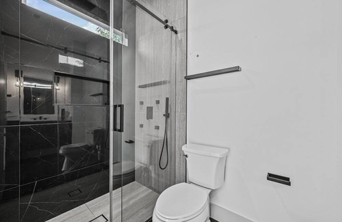 Dallas Villa | StayRoman Dallas Executive Rental