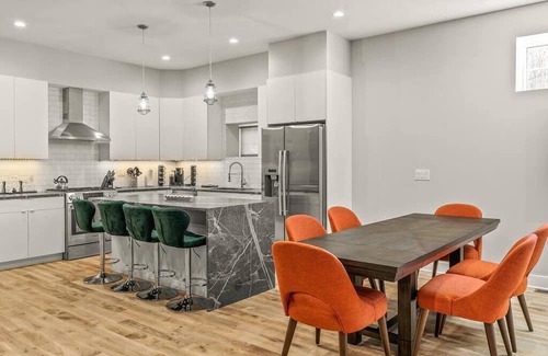 Dickinson Narrows House | Mini Mansion, Rooftop, Arcade, Movie Theater in SP