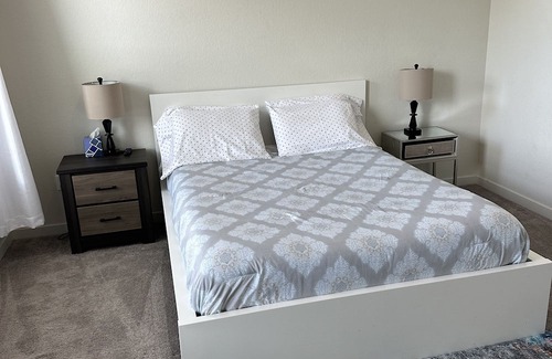 Northfield House | Modern/Cozy 2-bedroom Townhouse in Prime Location North Field Stapleton