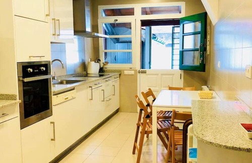 Covas House | The Cliffs - Covas Seabreeze Cottage