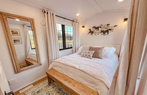 Regional District of Fraser-Fort George House | Tiny House on the farm