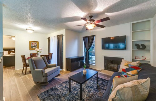 Far North Dallas Condo | Dallas Condo w/ Community Outdoor Pool!