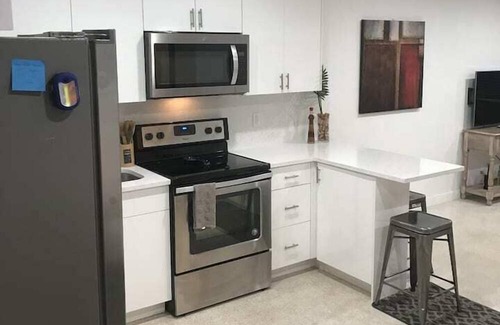 Colee Hammock Apartment | 2 Bedroom 736103 by Houzlet