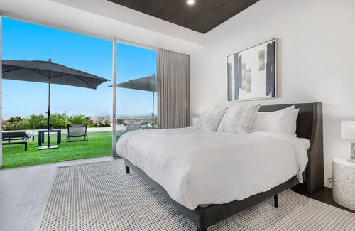 Hollywood Heights House | Los Tilos