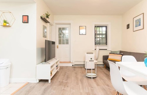 Columbus Apartment | Super location ★ 2 BR Apartment ★ Walk walk walk ★