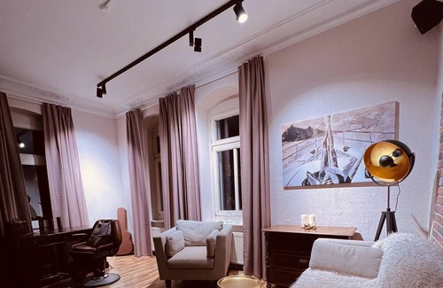 Striesen Apartment | Coole Stylische Ferienwohnung