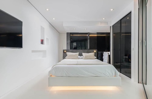 Talamanca Apartment | Las Boas I - Three Bedroom Apartment, Sleeps 6