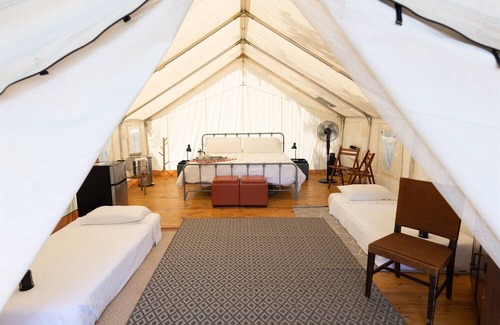 Irene RV Rental | Farmstay and Magical Bell Tent near Corsicana, TX