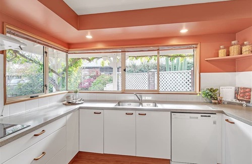 Halswell House | Sweet Holiday House