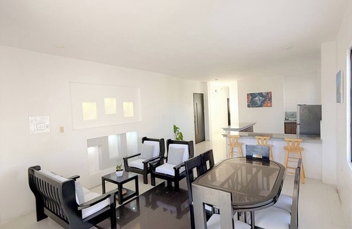 Bahia de la Academia Apartment | Large and elegant apartment.