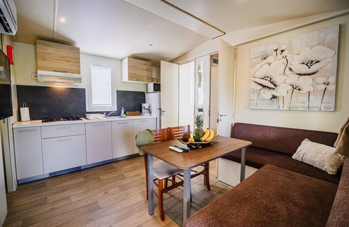 Terme Catez House | Three Bedroom Mobile Home with Lake View (owner 2)