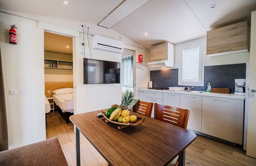 Terme Catez House | Three Bedroom Mobile Home with Lake View (owner 2)