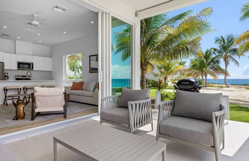 Northwest Point Apartment | Oceanfront Sunset Patio w/BBQ + Pool, Gym & Spa