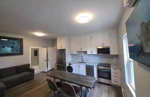 Orillia Apartment | Home away from home in Orillia