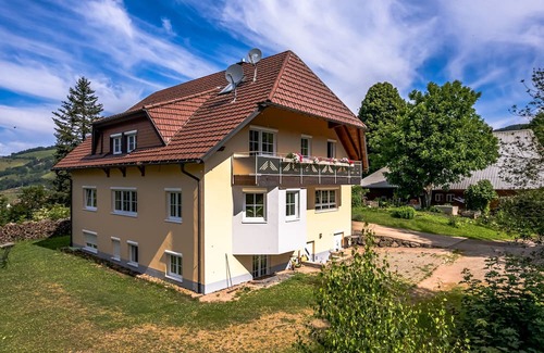 Wieden Apartment | Vacation apartment/apartment for 4 guests with 65m² in Wieden (297267)