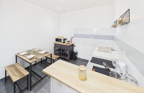 Dreux Apartment | Le Cosy Drouais