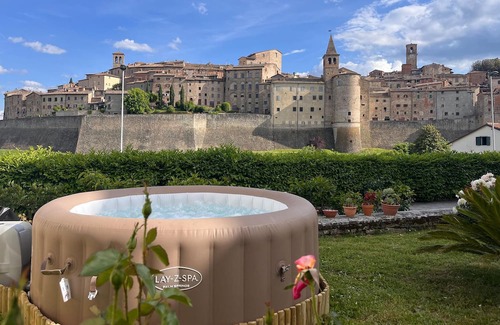 Anghiari Apartment | Beautiful apartment in Anghiari with WiFi