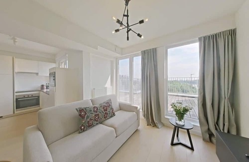 Plasky Apartment | 2BR NATO & EU Apartment - FreeLuggage Room