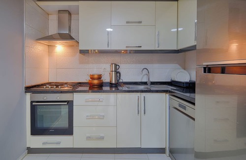 Kaleici Apartment | 3-BR Cozy Flat Near Kaleici/Central of Antalya,Free Wifi for Families or Friends