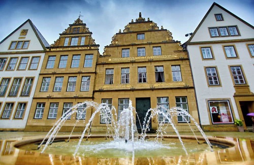 Bielefeld House | Vacation home in the green west of Bielefeld, ideal for a longer stay