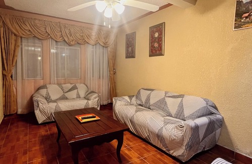 San Pedro Sacatepequez House | Casa amplia de 3 hab. en San Pedro Sacatepéquez