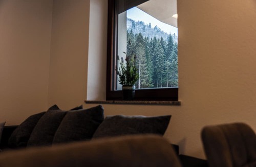 Skofja Loka Apartment | Vila Hrastnica 2 Apartma Sivka famaly friendly only 3 km from Škofja Loka