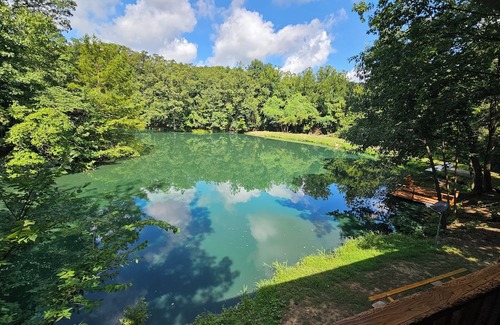 Renault House | In the County a Beautiful 2-bedroom house with its own privet lake