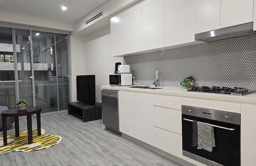 Camperdown Apartment | Camperdown one 02 Close to bus stop and SYD CBD