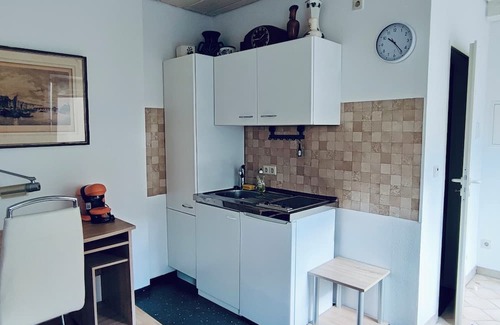 Friedrichsdorf Apartment | Cozy apartment for single person in 5 minutes from Friedrichsdorf train station