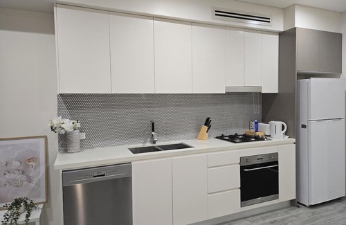 Camperdown Apartment | Camperdown one 08 Close to bus stop & SYD CBD easy