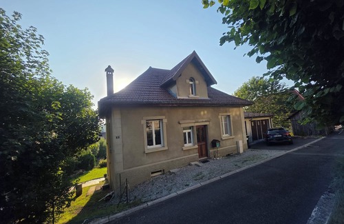 Maiche Apartment | 1 to 4 pers. apartment, 2 steps from the town, quiet area on the edge of the forest