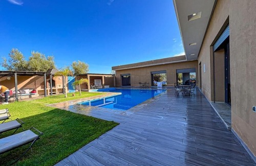 Ait Azzi Villa | Spacious 5 Bedroom Villa Ideal for Families & Groups