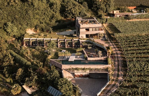 Caldaro Sulla Strada del Vino Apartment | Im Zeitlauf Adults only