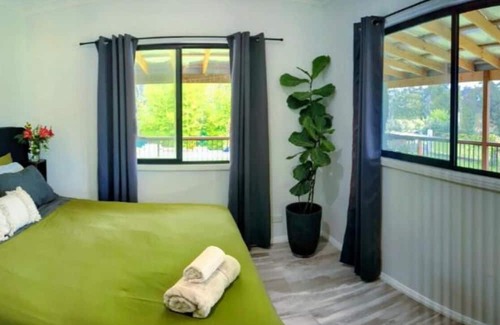 Bunyah Bed & Breakfast | Forest Creek Retreat - Double Room with Garden View
