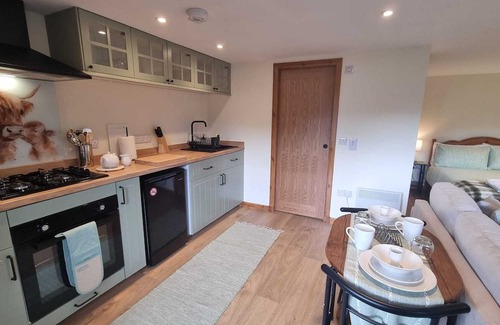 Fort Augustus Cabin | Bailem Lodge at Loch Ness (adults only)