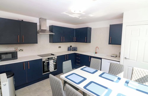 Sandhaven Cottage | NO.9 NORTH ST, pet friendly, country holiday cottage in Fraserburgh