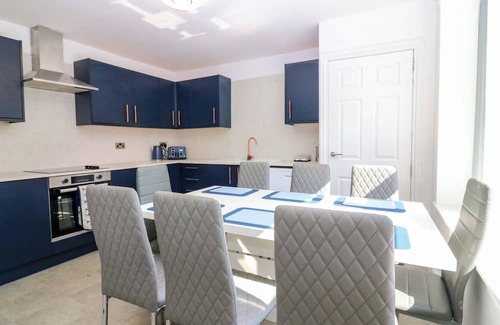 Sandhaven Cottage | NO.9 NORTH ST, pet friendly, country holiday cottage in Fraserburgh
